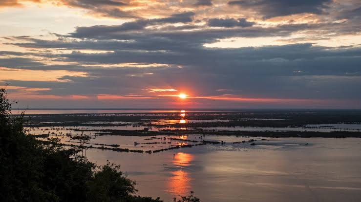 Phnom Krom E-Bike & Sunset Boat Tour